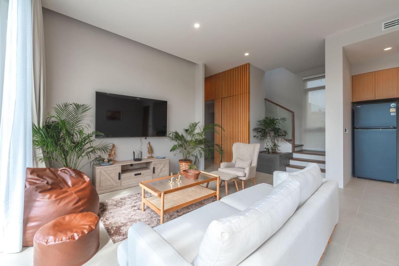 New 3br Pool Long One A5 With Chalong Bay View וילה